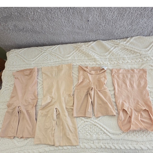 Spanx LOT of 4 Shapewear NEW Power Mid-Thigh Shorts Sculpting Underwear Sm NUDE - Picture 1 of 11